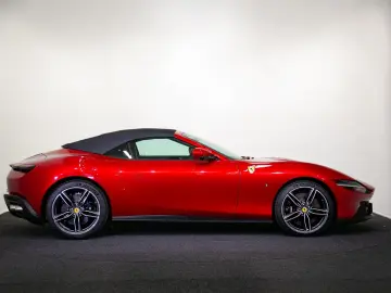 FERRARI Roma Spider 3.9 V8