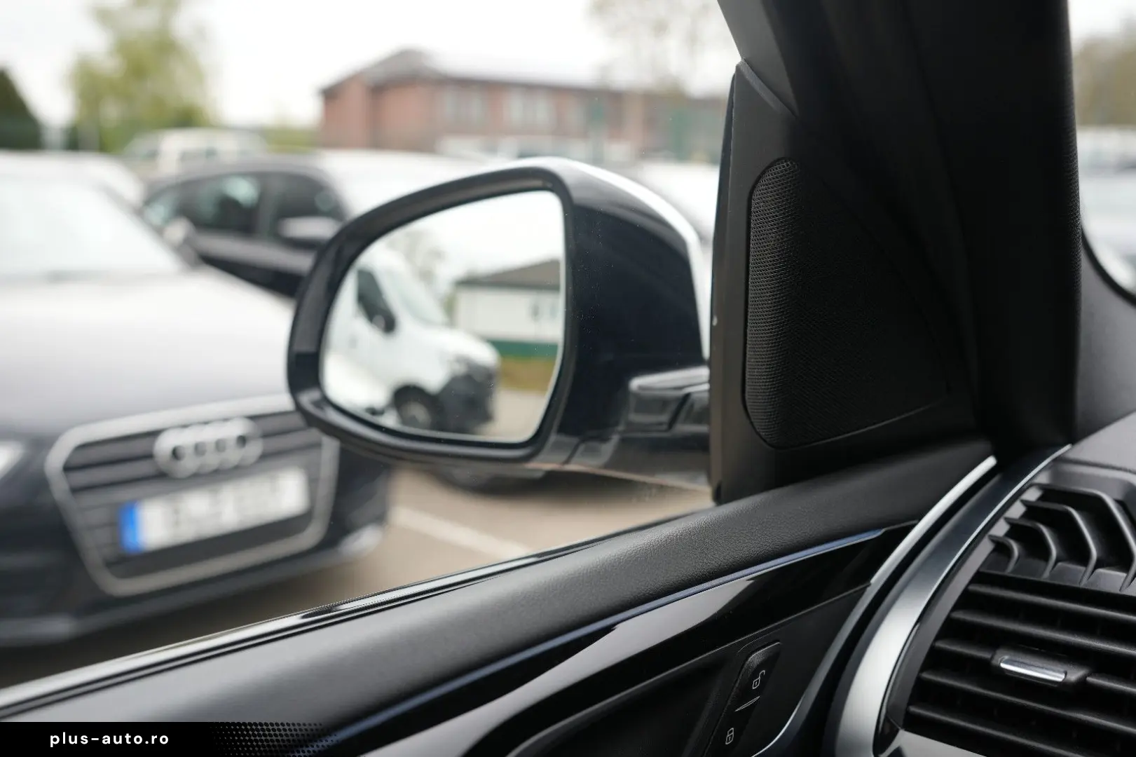 BMW X3 xDrive30e Aut. xLine LED AHK PANO NAV HEADUP