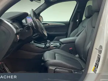 BMW X3 xDrive 30e A M-Sport Pano LCProf DA RFK