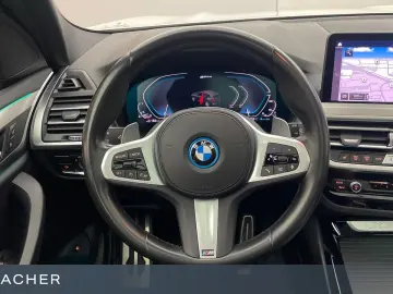 BMW X3 xDrive 30e A M-Sport Pano LCProf DA RFK
