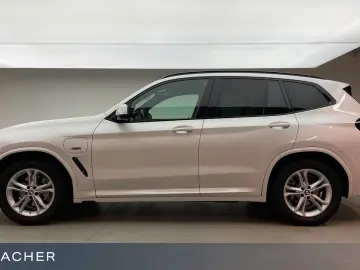 BMW X3 xDrive 30e A M-Sport Pano LCProf DA RFK