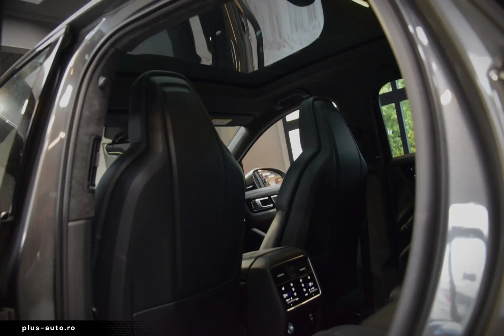 PORSCHE Cayenne Coupe GTS 4.0 V8 Sportdesign