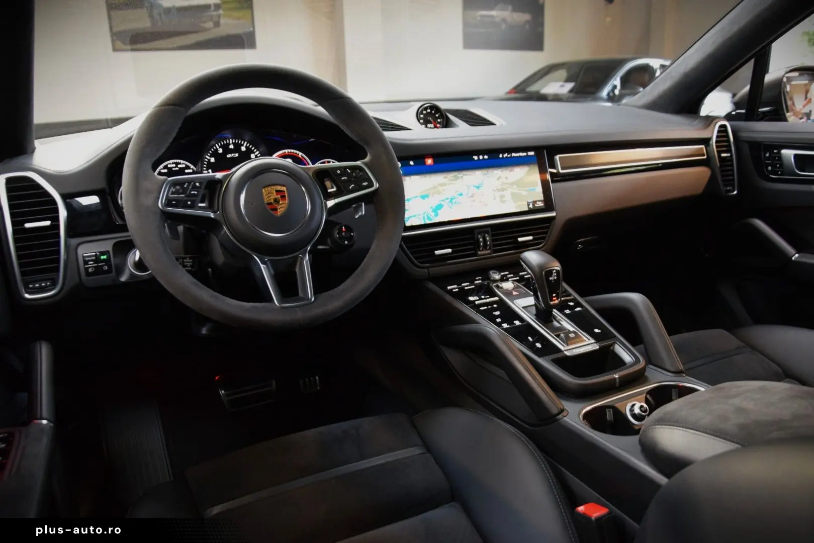PORSCHE Cayenne Coupe GTS 4.0 V8 Sportdesign