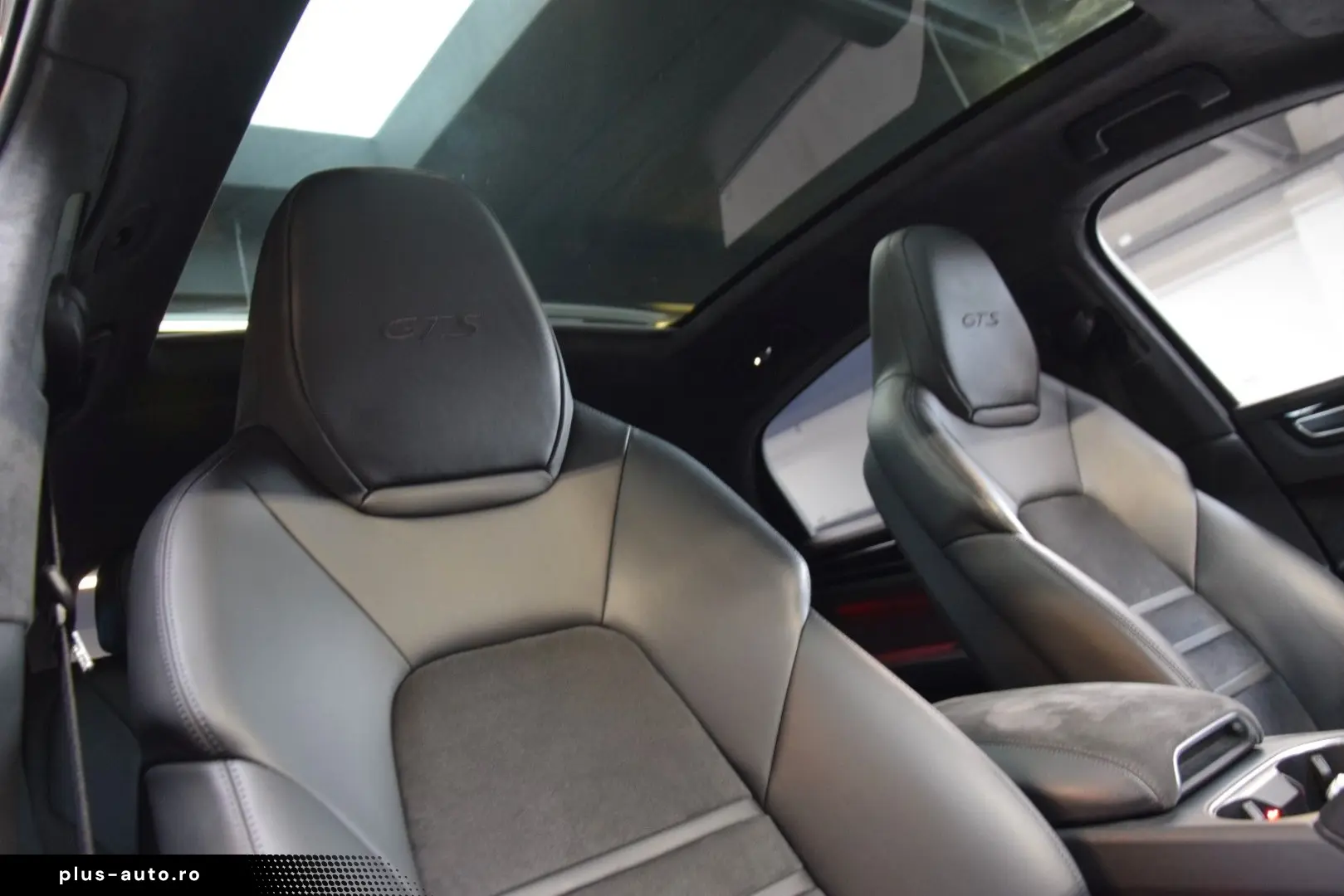 PORSCHE Cayenne Coupe GTS 4.0 V8 Sportdesign