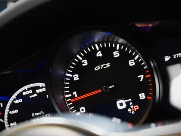 PORSCHE Cayenne Coupe GTS 4.0 V8 Sportdesign