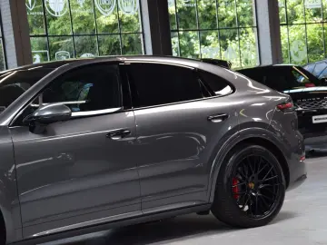 PORSCHE Cayenne Coupe GTS 4.0 V8 Sportdesign