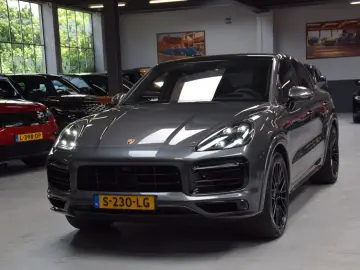 PORSCHE Cayenne Coupe GTS 4.0 V8 Sportdesign