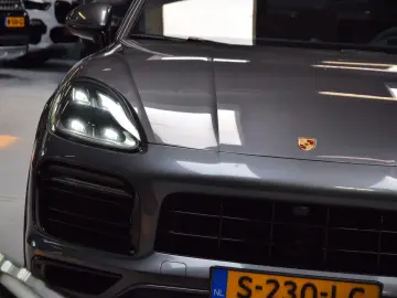 PORSCHE Cayenne Coupe GTS 4.0 V8 Sportdesign