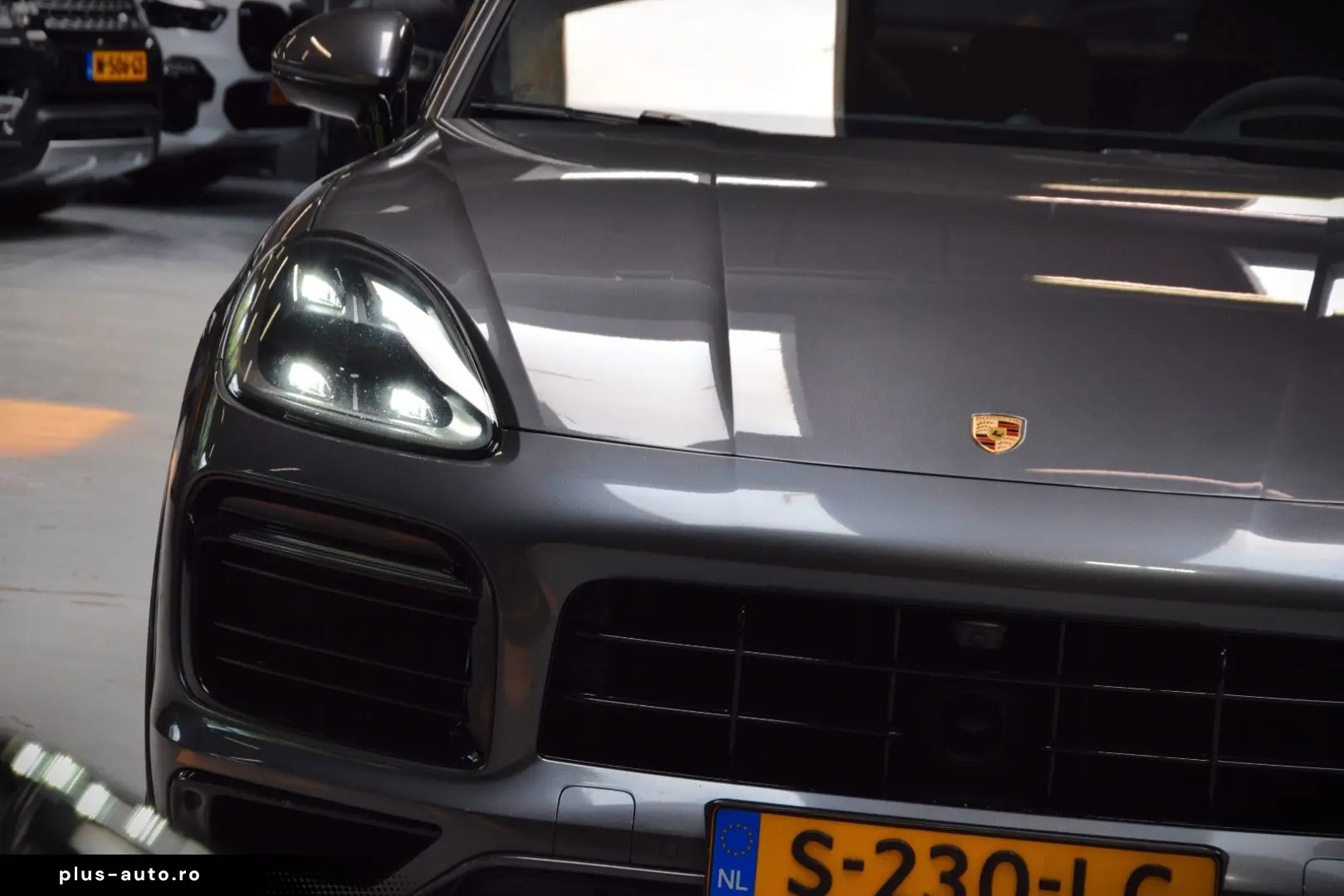 PORSCHE Cayenne Coupe GTS 4.0 V8 Sportdesign