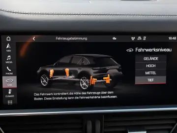 PORSCHE Cayenne GTS APPROVED HUD PANO Sp.-Design LUFT 36