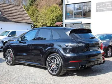 PORSCHE Cayenne GTS APPROVED HUD PANO Sp.-Design LUFT 36