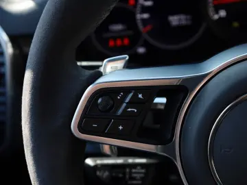 PORSCHE Cayenne GTS APPROVED HUD PANO Sp.-Design LUFT 36