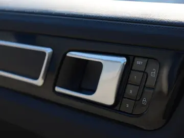 PORSCHE Cayenne GTS APPROVED HUD PANO Sp.-Design LUFT 36