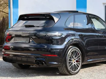 PORSCHE Cayenne GTS APPROVED HUD PANO Sp.-Design LUFT 36