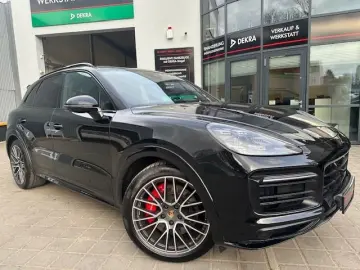 PORSCHE Cayenne GTS 4.0 Turbo V8 HUD PANO STDHZ ACC BOSE