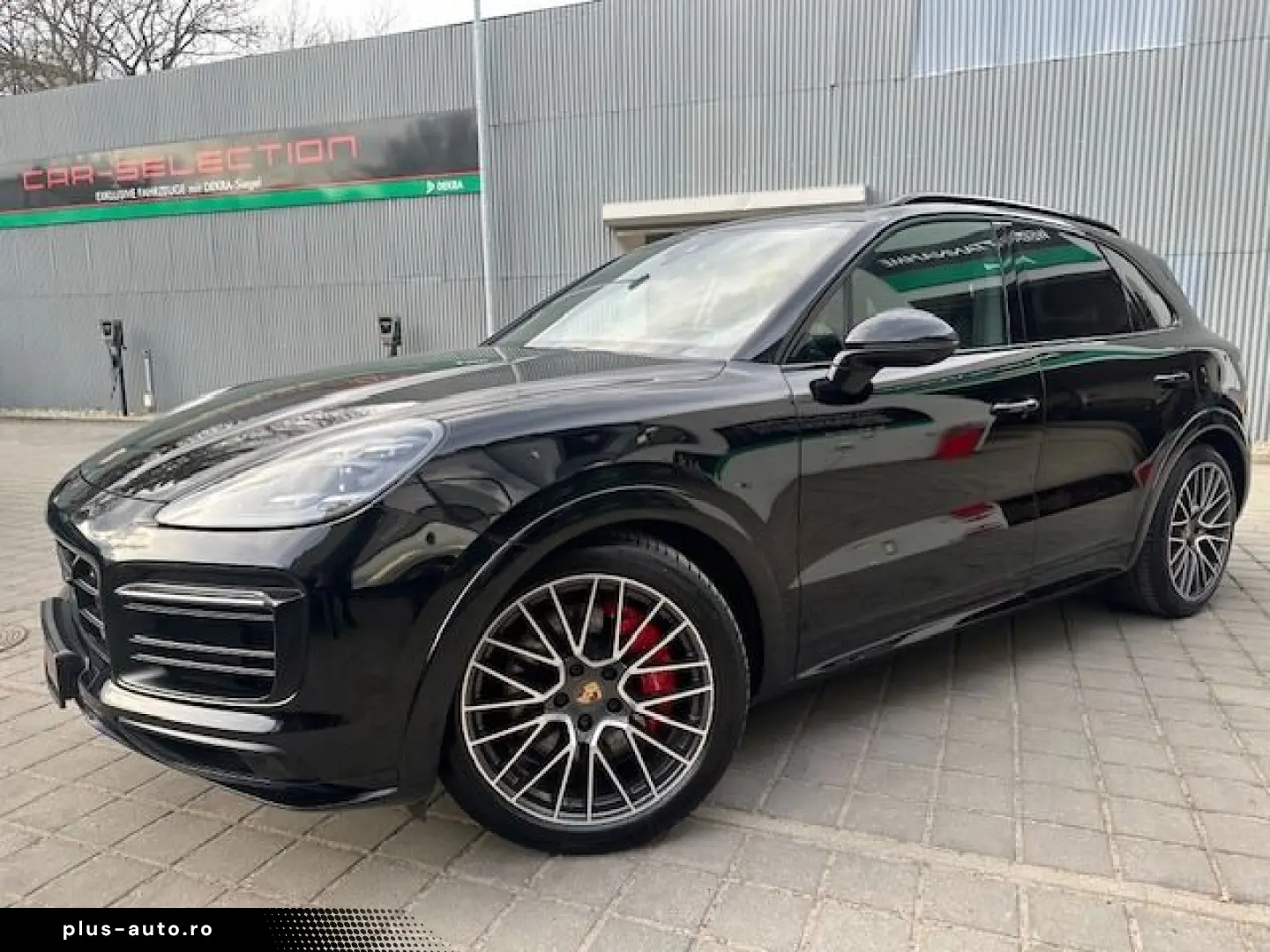 PORSCHE Cayenne GTS 4.0 Turbo V8 HUD PANO STDHZ ACC BOSE