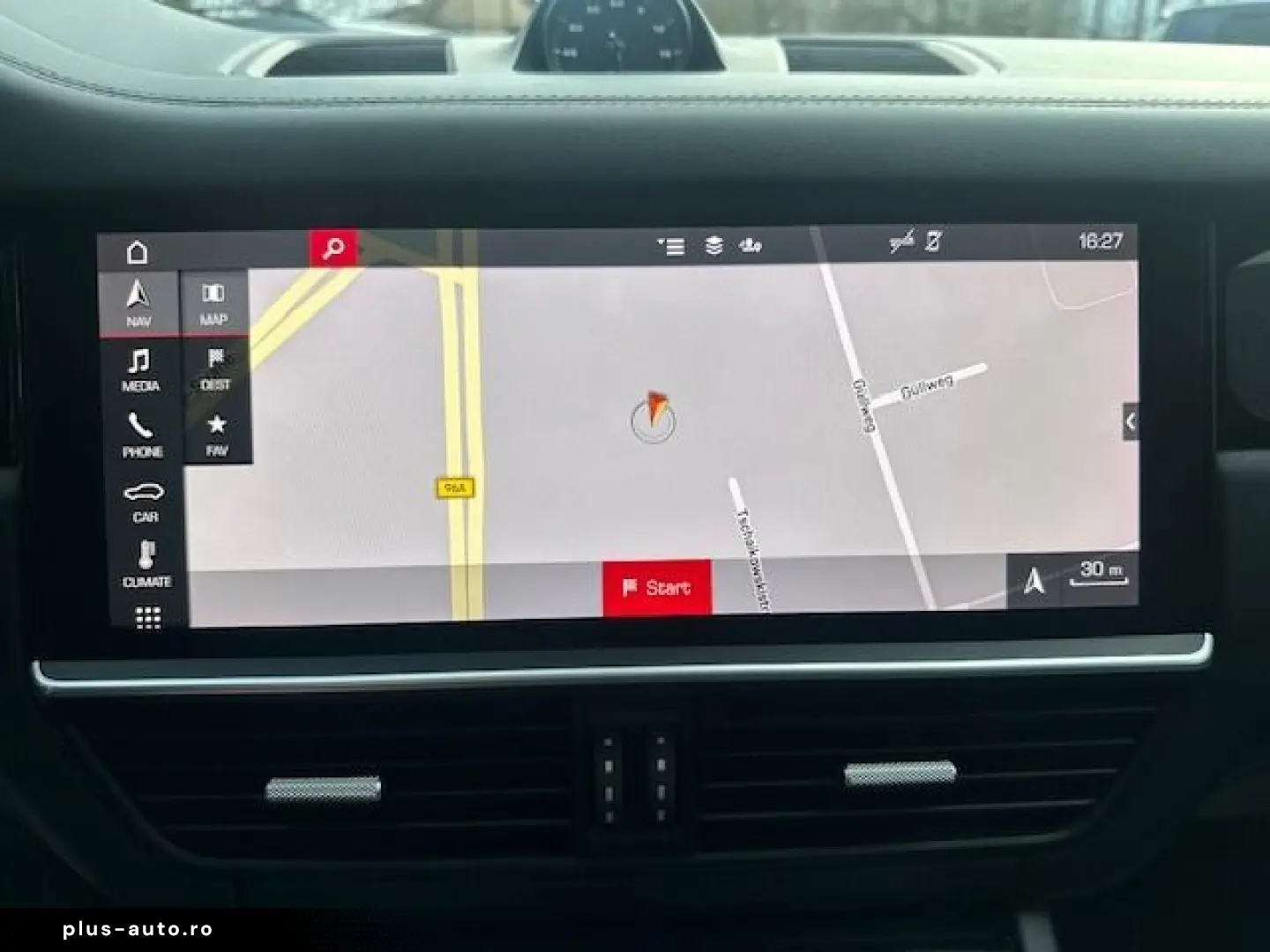 PORSCHE Cayenne GTS 4.0 Turbo V8 HUD PANO STDHZ ACC BOSE