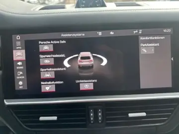 PORSCHE Cayenne GTS 4.0 Turbo V8 HUD PANO STDHZ ACC BOSE