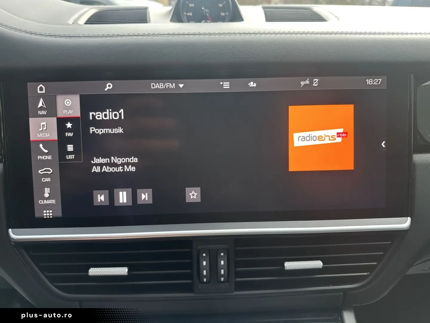 PORSCHE Cayenne GTS 4.0 Turbo V8 HUD PANO STDHZ ACC BOSE