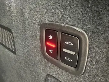 PORSCHE Cayenne GTS 4.0 Turbo V8 HUD PANO STDHZ ACC BOSE