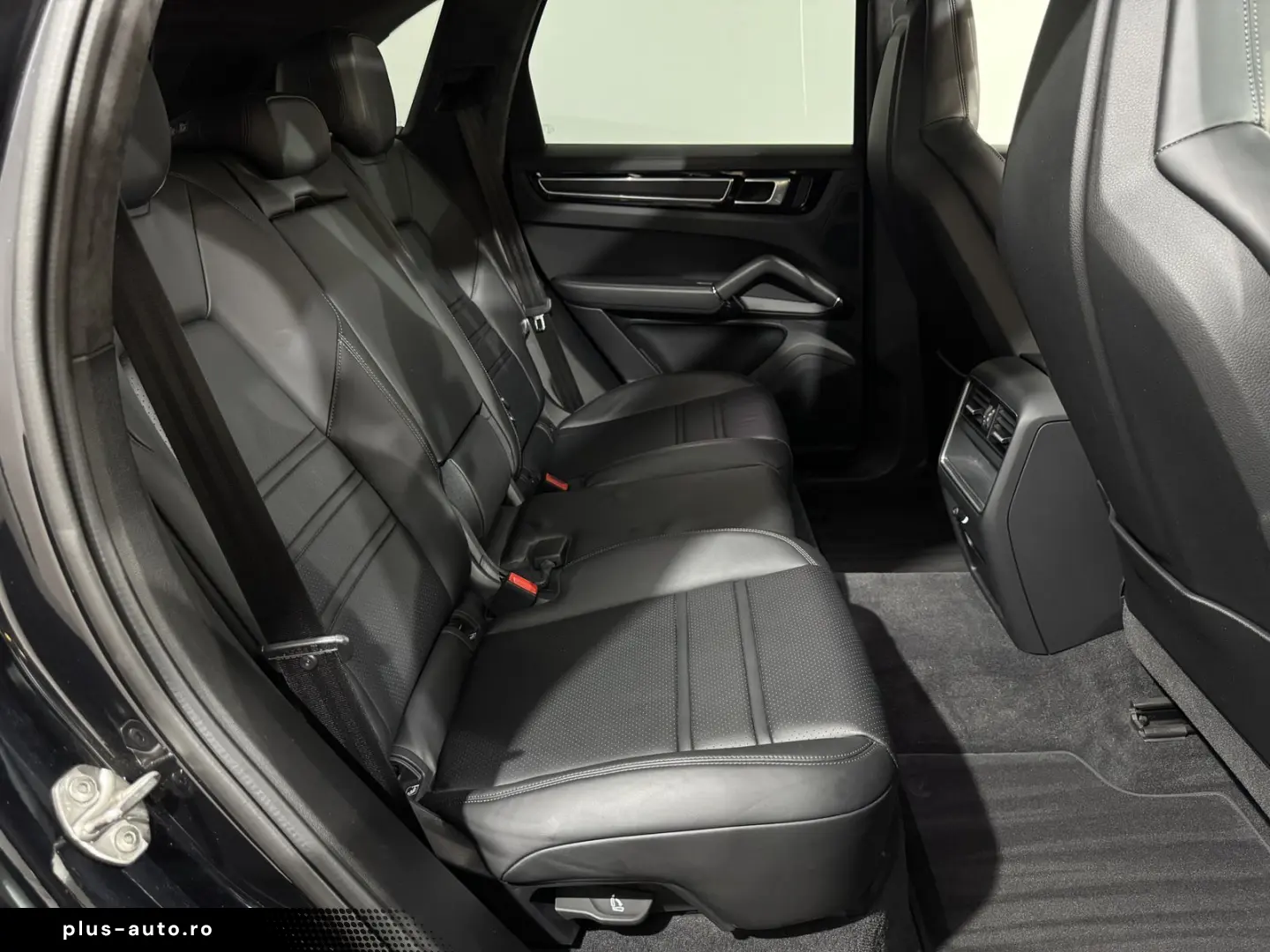 PORSCHE Cayenne GTS  Pano Kamera Matrix Sport-Design 1.H