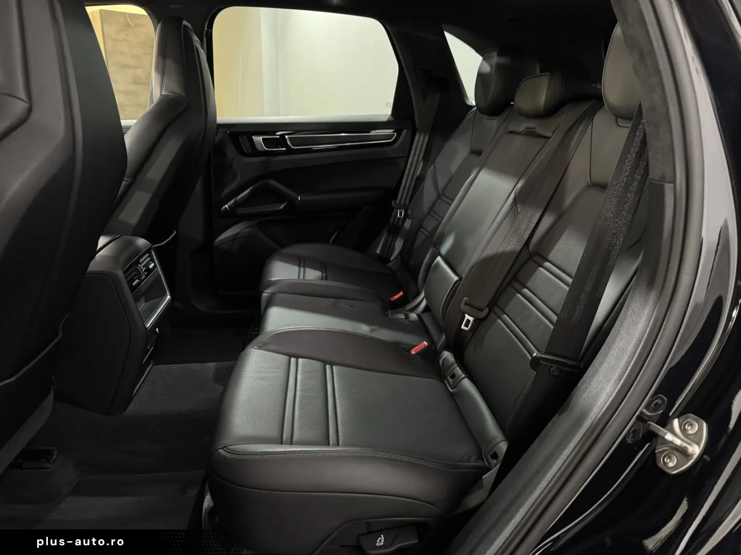 PORSCHE Cayenne GTS  Pano Kamera Matrix Sport-Design 1.H