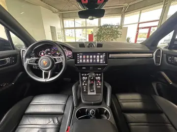 PORSCHE Cayenne Platinum Edition PANO BOSE LUFT RFK