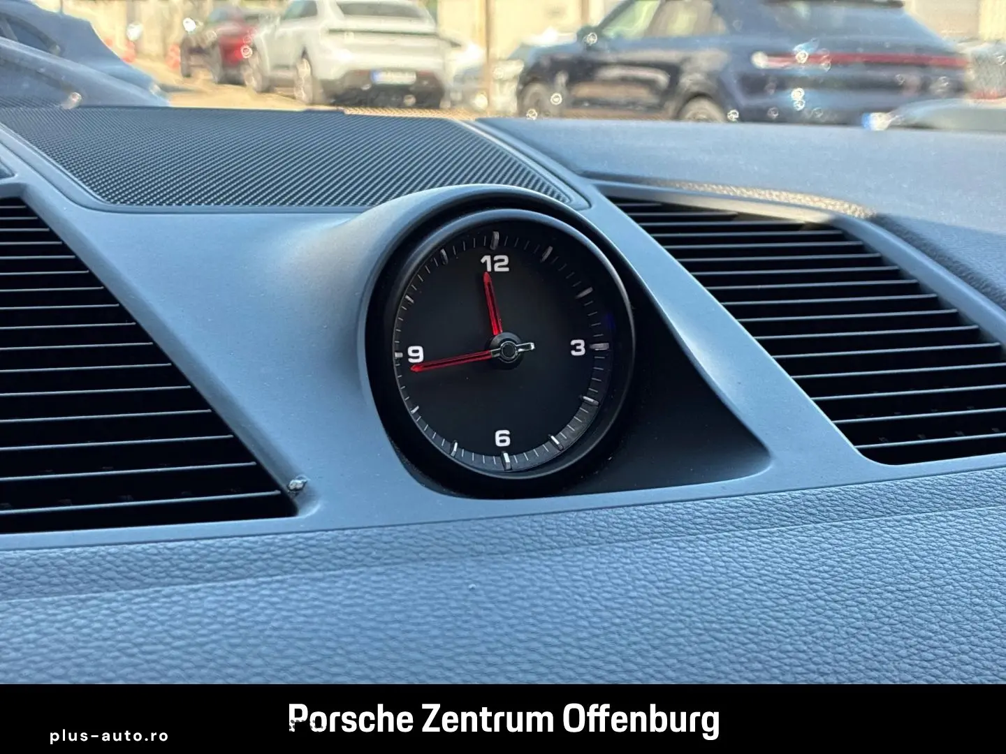 PORSCHE Cayenne Platinum Edition