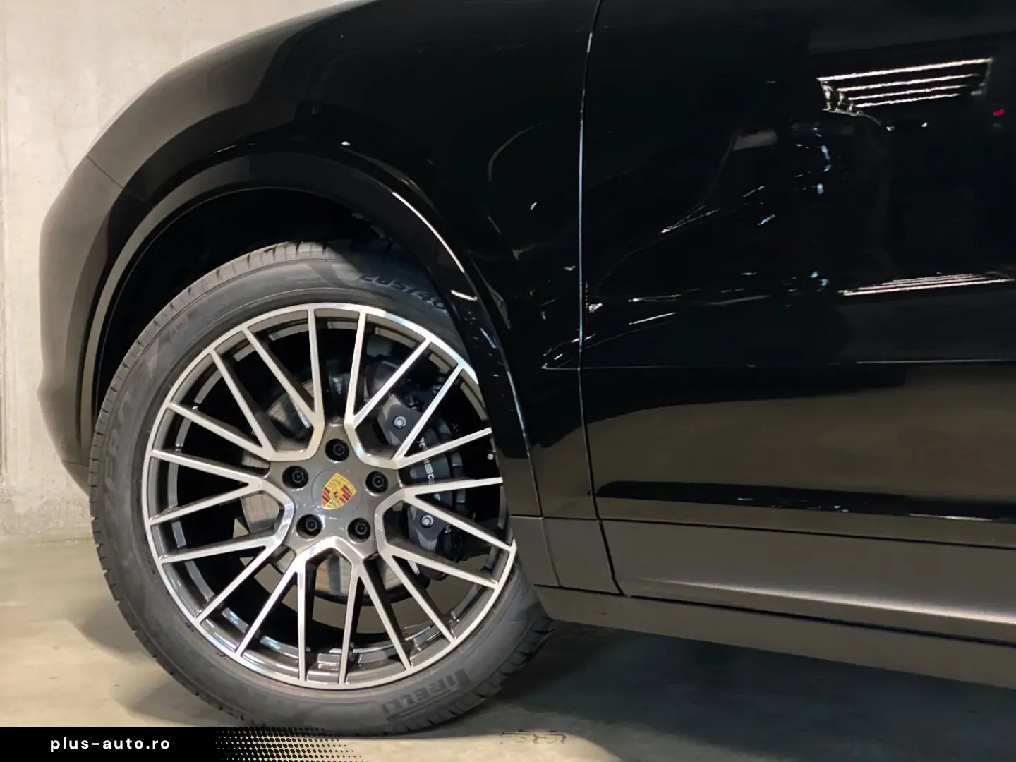 PORSCHE Cayenne Platinum Edition   Luftfederung   ACC