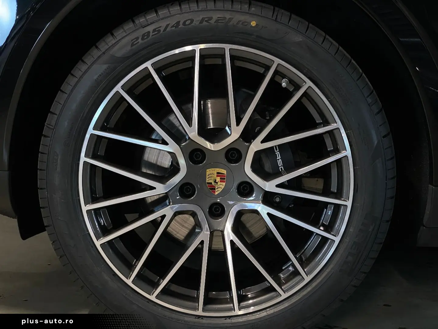 PORSCHE Cayenne Platinum Edition   Luftfederung   ACC
