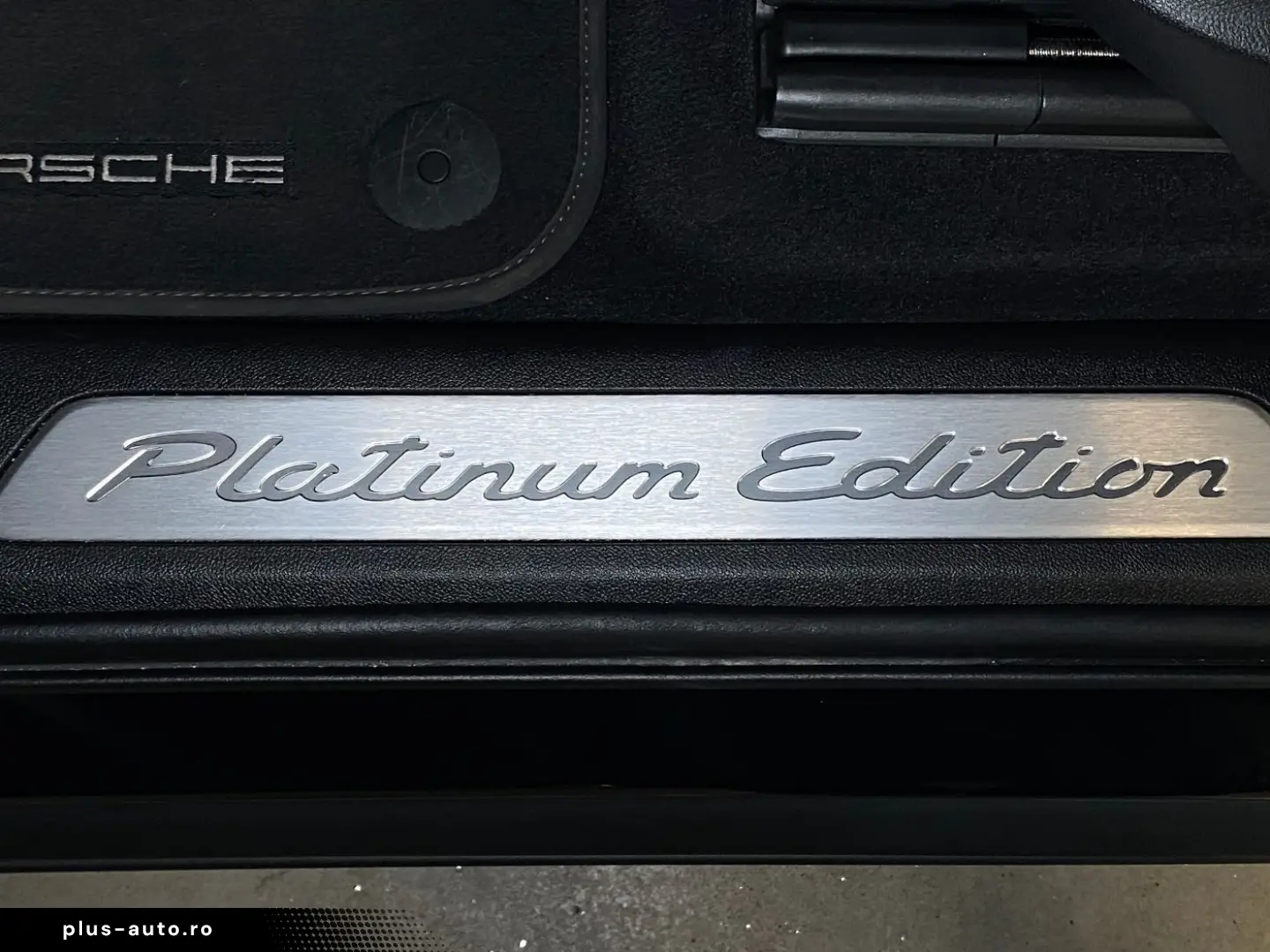PORSCHE Cayenne Platinum Edition   Luftfederung   ACC