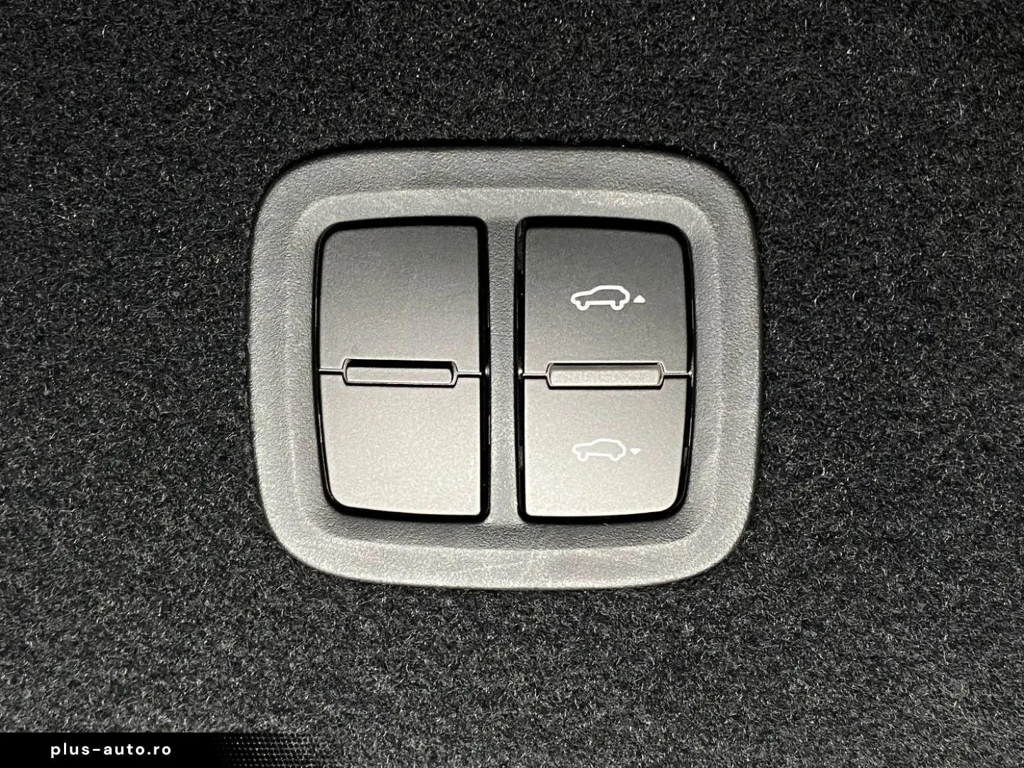 PORSCHE Cayenne Platinum Edition   Luftfederung   ACC