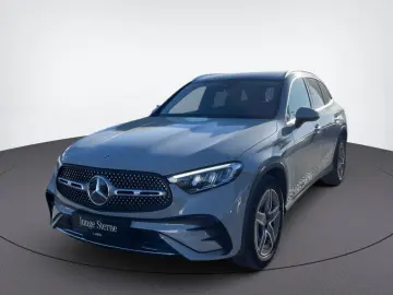 MERCEDES-BENZ GLC 200 4MATIC AMG AHK MEMORY LENKRHZ RÜCKFKAM