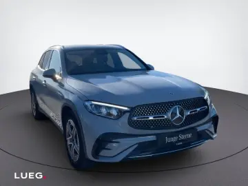 MERCEDES-BENZ GLC 200 4MATIC AMG AHK MEMORY LENKRHZ RÜCKFKAM