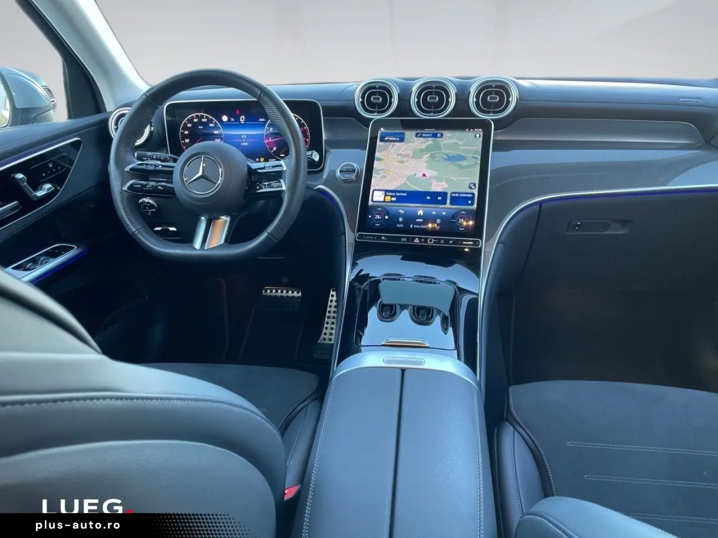 MERCEDES-BENZ GLC 200 4MATIC AMG AHK MEMORY LENKRHZ RÜCKFKAM