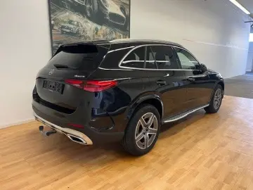 MERCEDES-BENZ GLC 300 e 4Matic AMG-Line AHK Leder