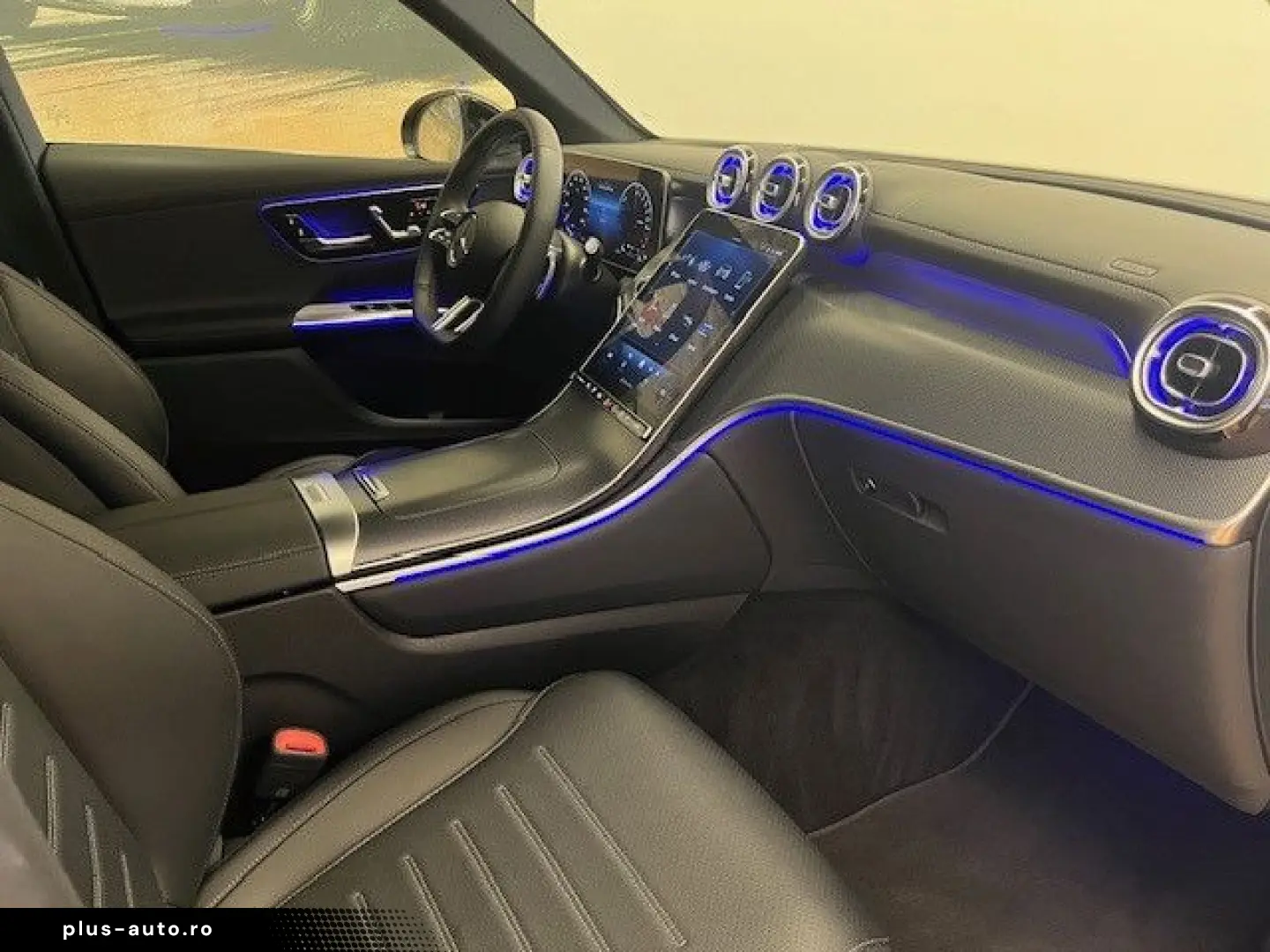 MERCEDES-BENZ GLC 300 e 4Matic AMG-Line AHK Leder