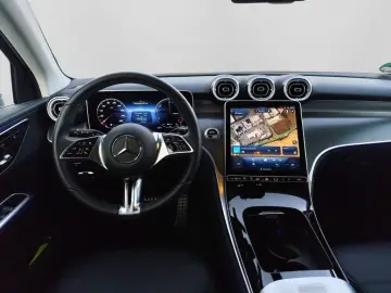 MERCEDES-BENZ GLC 300 e 4M DISTR  SITZKLIMA DIGILIGHT 360