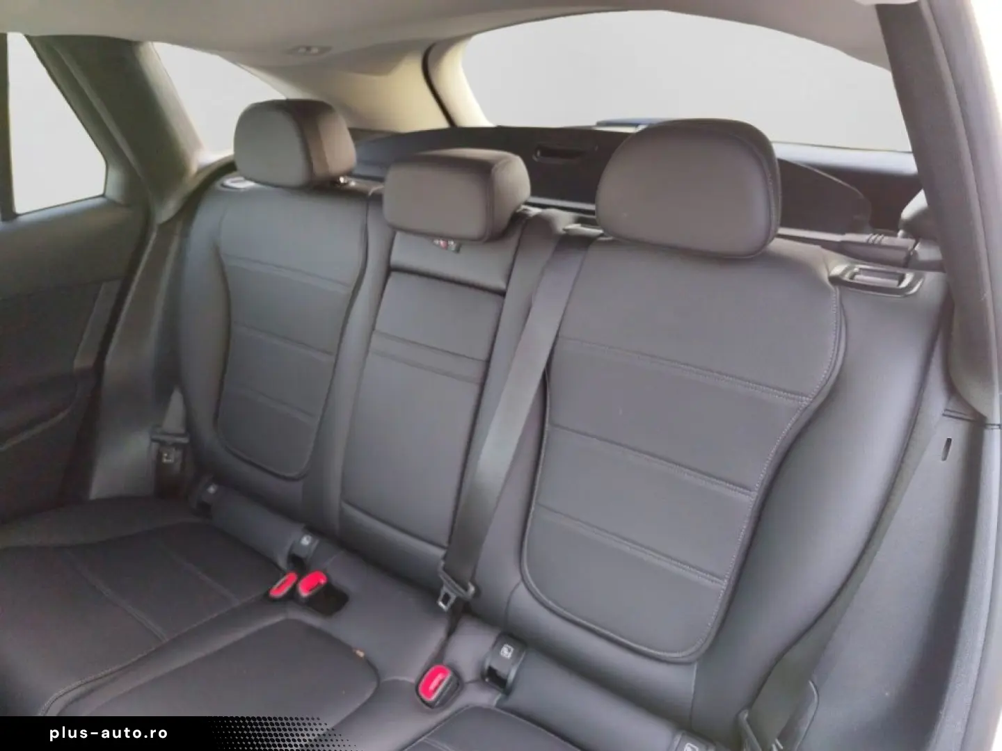 MERCEDES-BENZ GLC 300 e 4M DISTR  SITZKLIMA DIGILIGHT 360