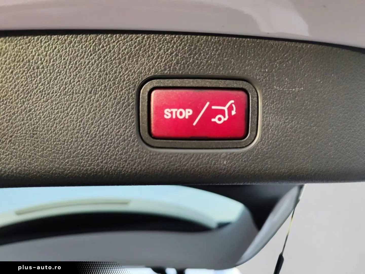 MERCEDES-BENZ GLC 300 e 4M DISTR  SITZKLIMA DIGILIGHT 360