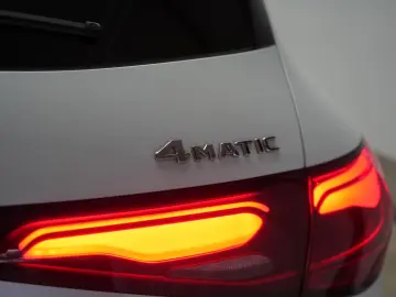 MERCEDES-BENZ GLC 300 de 4Matic 9G-Tronic Avantgarde&hellip;