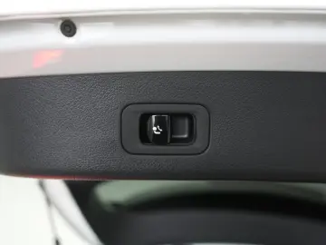 MERCEDES-BENZ GLC 300 de 4Matic 9G-Tronic Avantgarde&hellip;