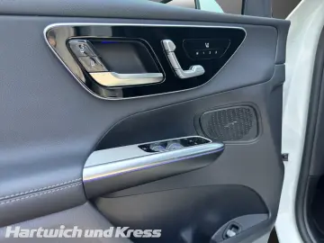 MERCEDES-BENZ GLC 300 de 4Matic Avantgarde Pano AHK &hellip;