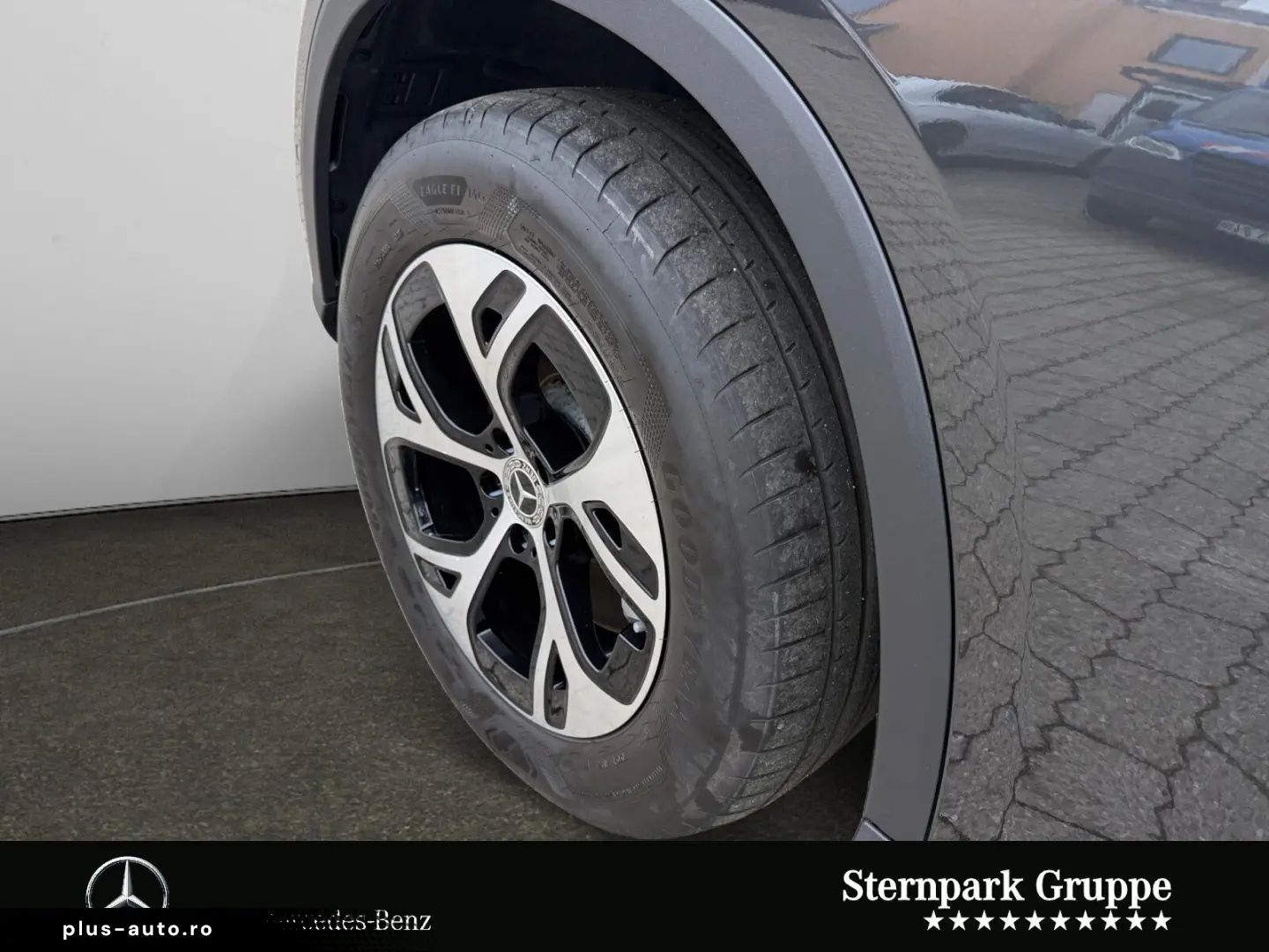 MERCEDES-BENZ GLC 300 e 4M  AHK Distro Kamera Keyless HeadUp