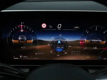 MERCEDES-BENZ GLC 220 d 4Matic AMG Burmester Panorama Kamera