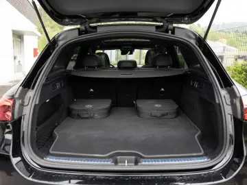MERCEDES-BENZ GLC 300 e 4M AMG-Sport DIGITAL 360 Pan&hellip;