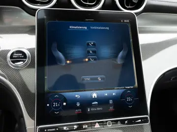 MERCEDES-BENZ GLC 300 e 4M AMG-Sport DIGITAL 360 Pan&hellip;