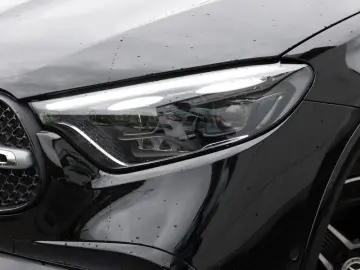 MERCEDES-BENZ GLC 300 e 4M AMG-Sport DIGITAL 360 Pan&hellip;