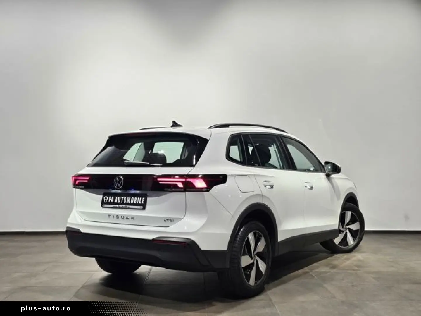 VW Tiguan 1.5 eTSI Led Virtual Kamera ACC AHK 18''