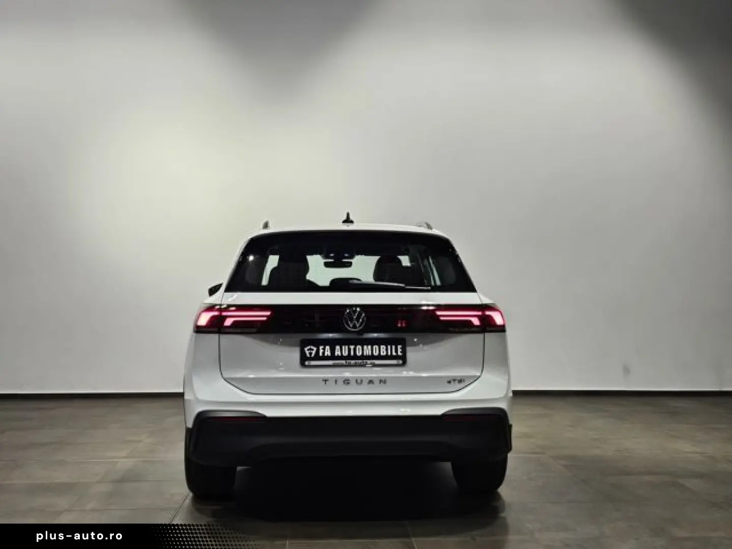 VW Tiguan 1.5 eTSI Led Virtual Kamera ACC AHK 18''
